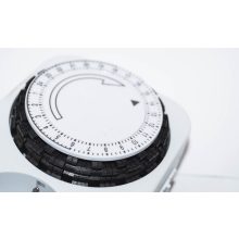 Mechanikus napi időkapcsoló